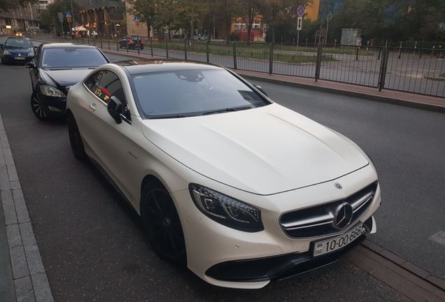 Mercedes-AMG S 63 Coupé C217