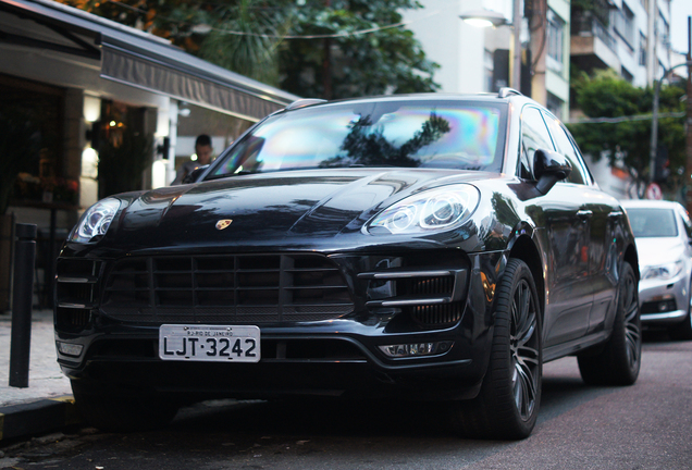 Porsche 95B Macan Turbo