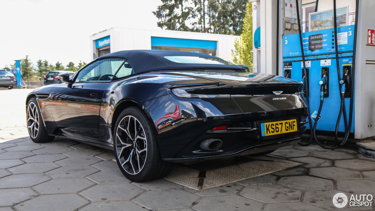 Aston Martin DB11 V8 Volante