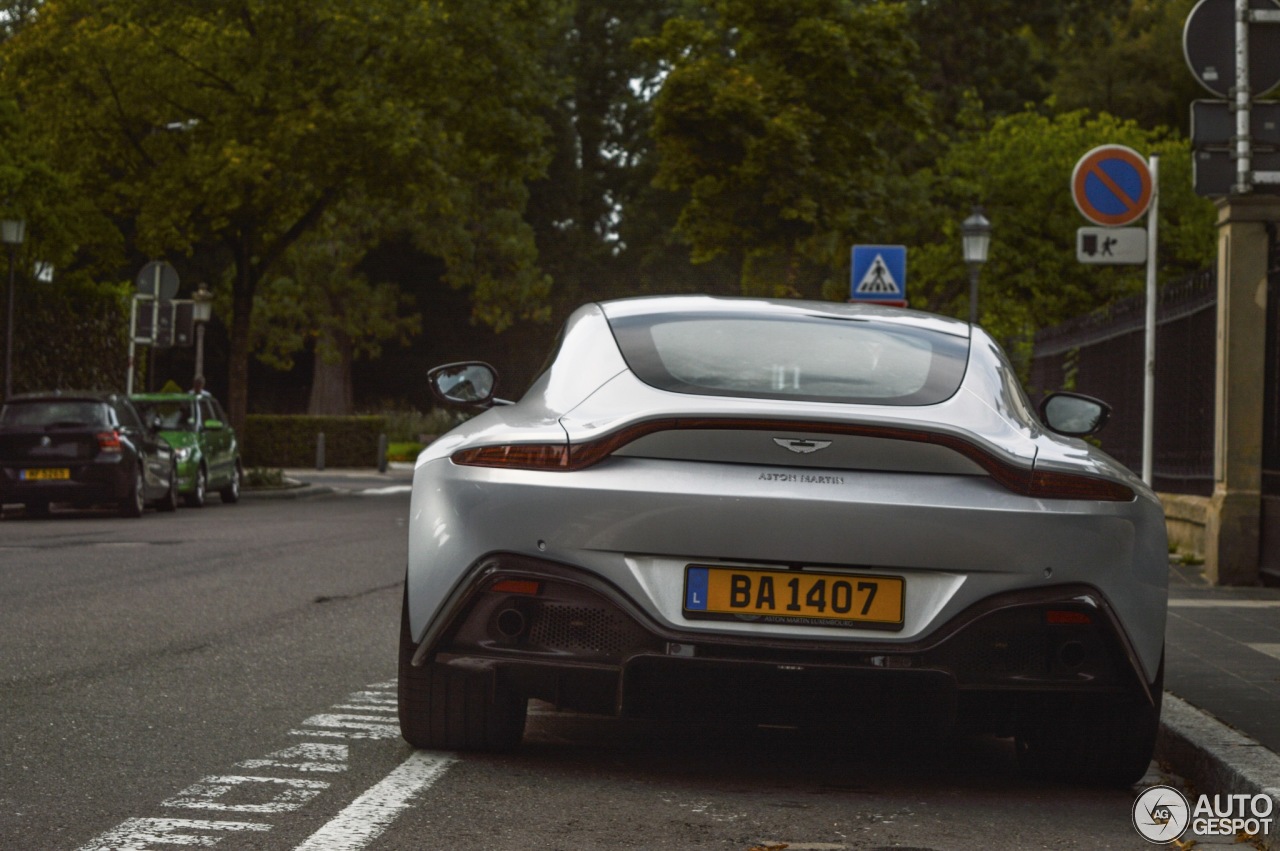 Aston Martin V8 Vantage 2018