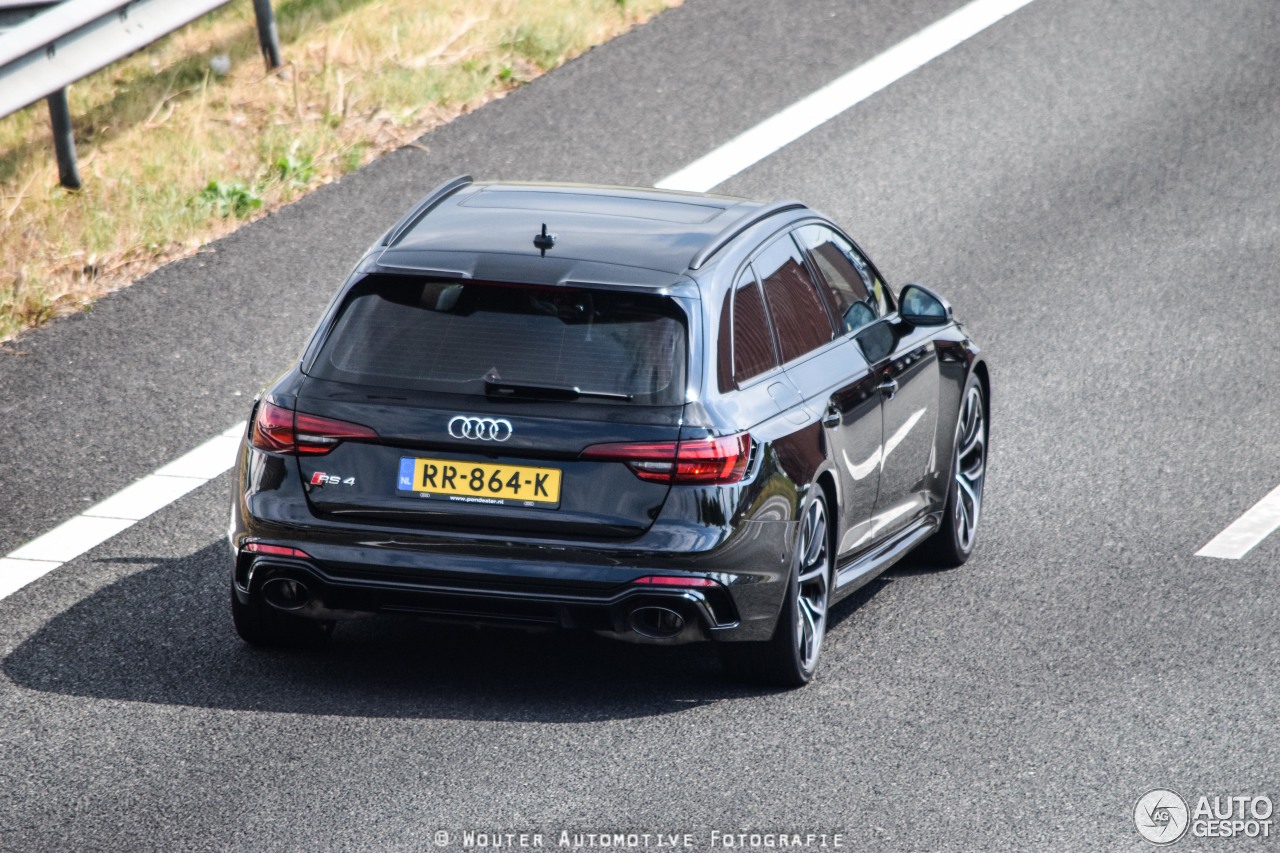 Audi RS4 Avant B9