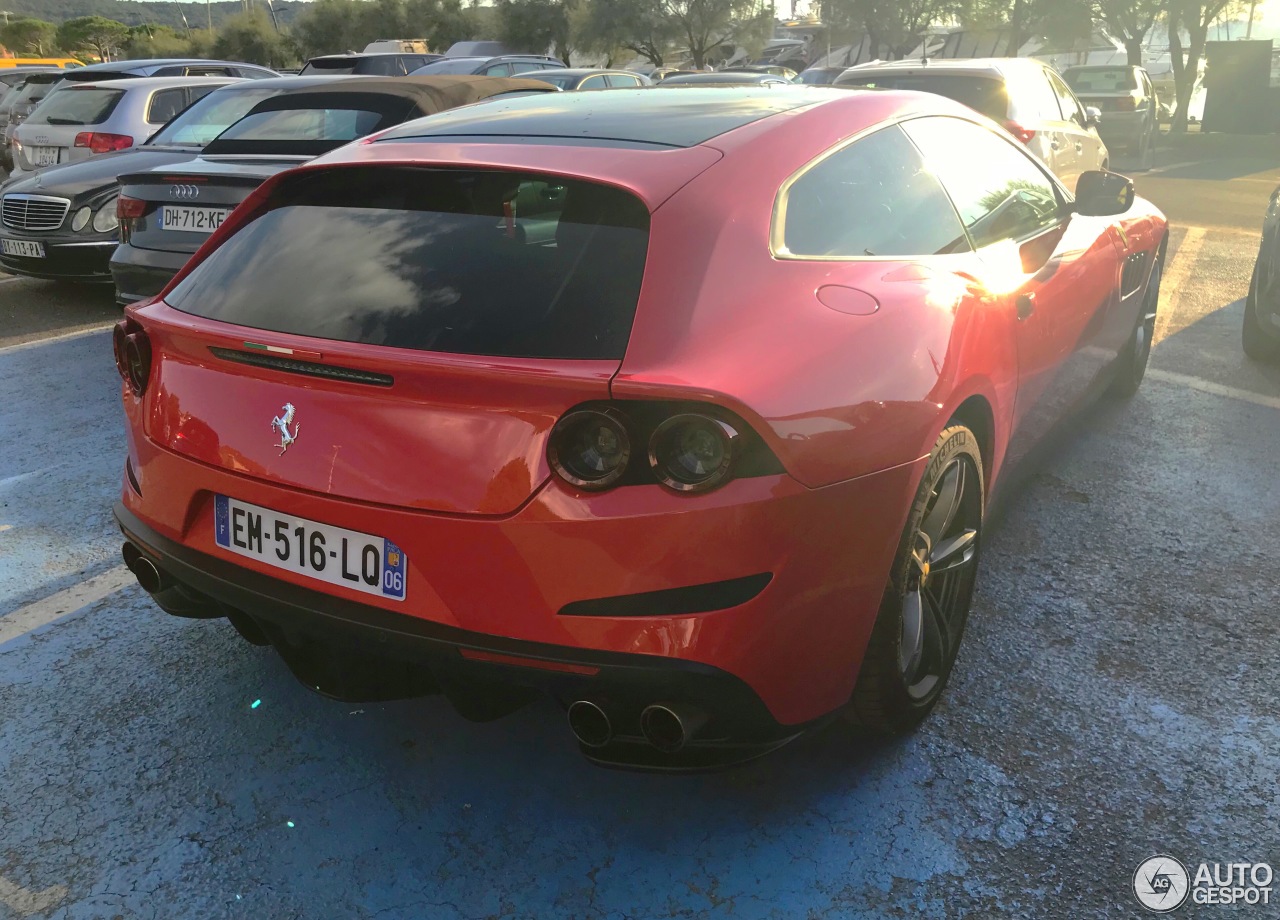 Ferrari GTC4Lusso