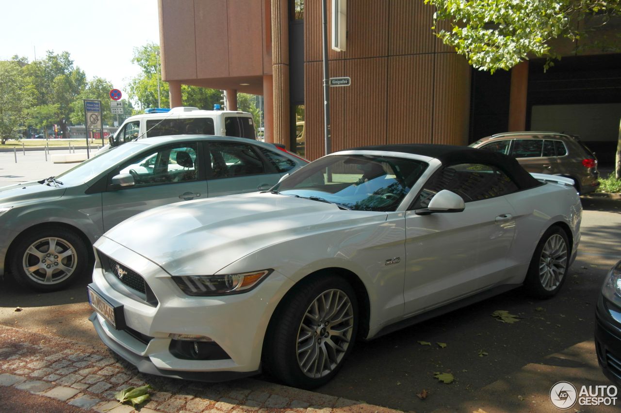 Ford Mustang GT Convertible 2015 First Edition