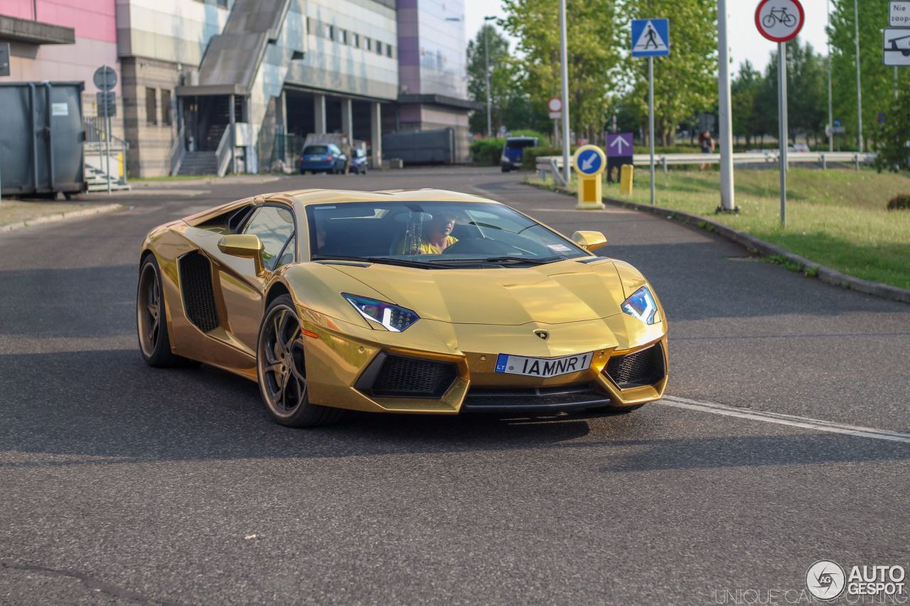 Lamborghini Aventador LP700-4 Roadster