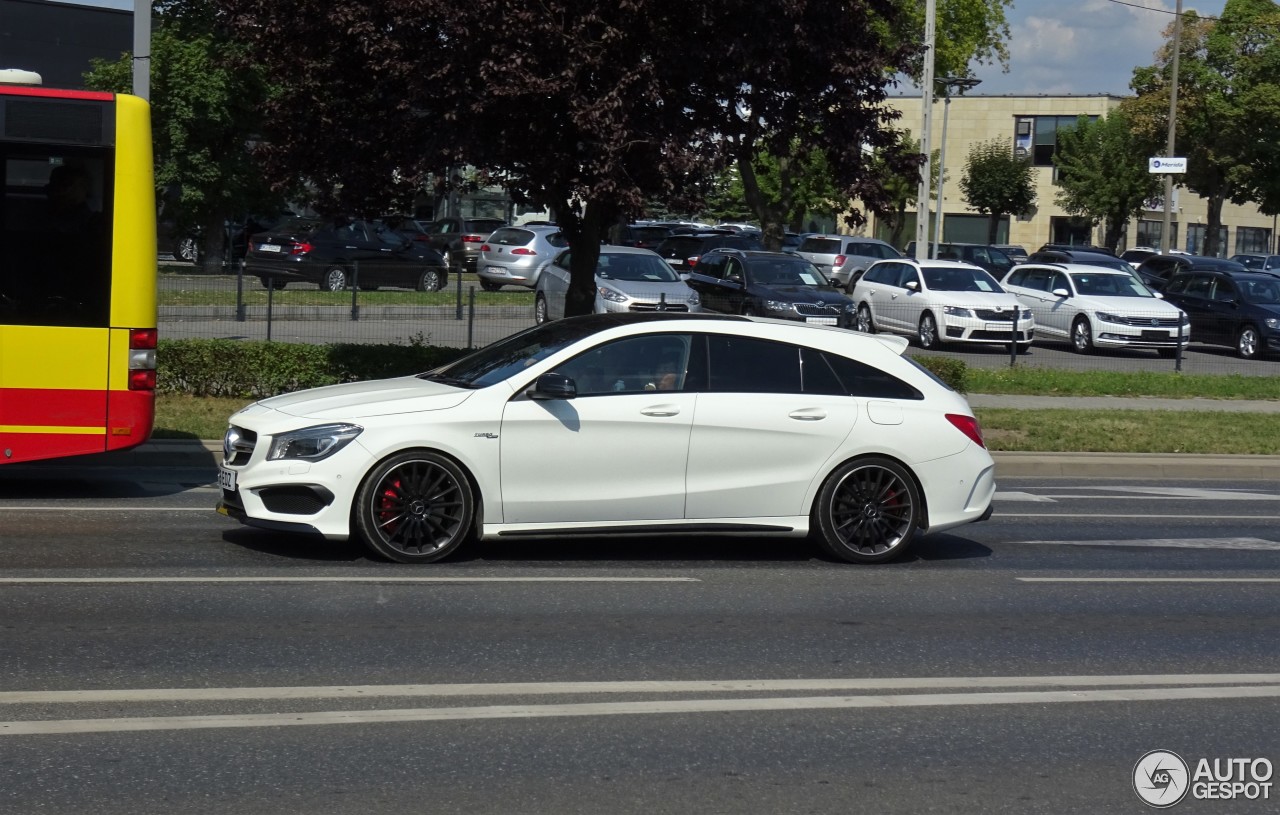 Mercedes-Benz CLA 45 AMG Shooting Brake