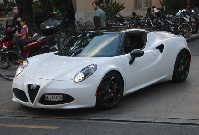 Alfa Romeo 4C Coupé