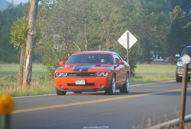 Dodge Challenger SRT-8