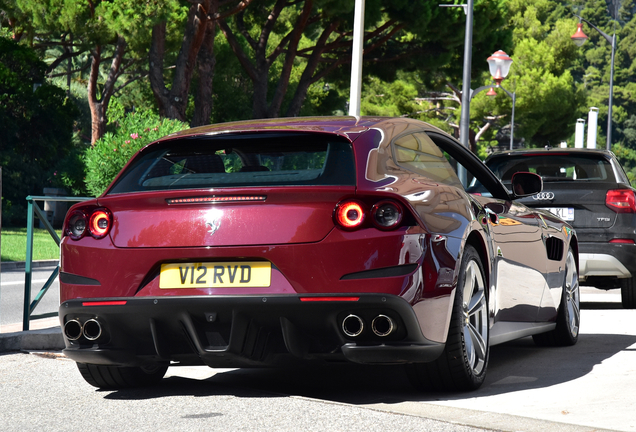 Ferrari GTC4Lusso