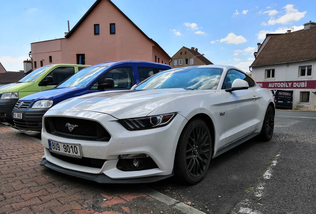 Ford Mustang GT 2015