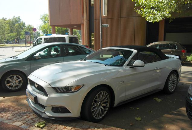 Ford Mustang GT Convertible 2015 First Edition