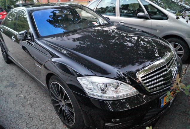 Mercedes-Benz S 63 AMG W221 2011