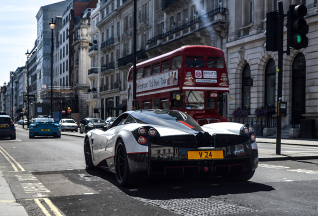 Pagani Huayra VEdizione