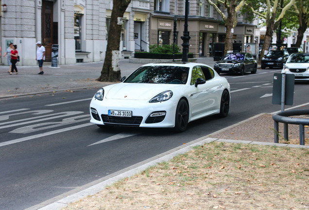 Porsche 970 Panamera GTS MkI