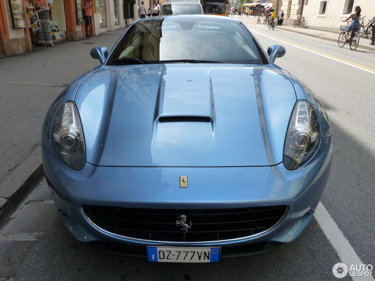 Ferrari California