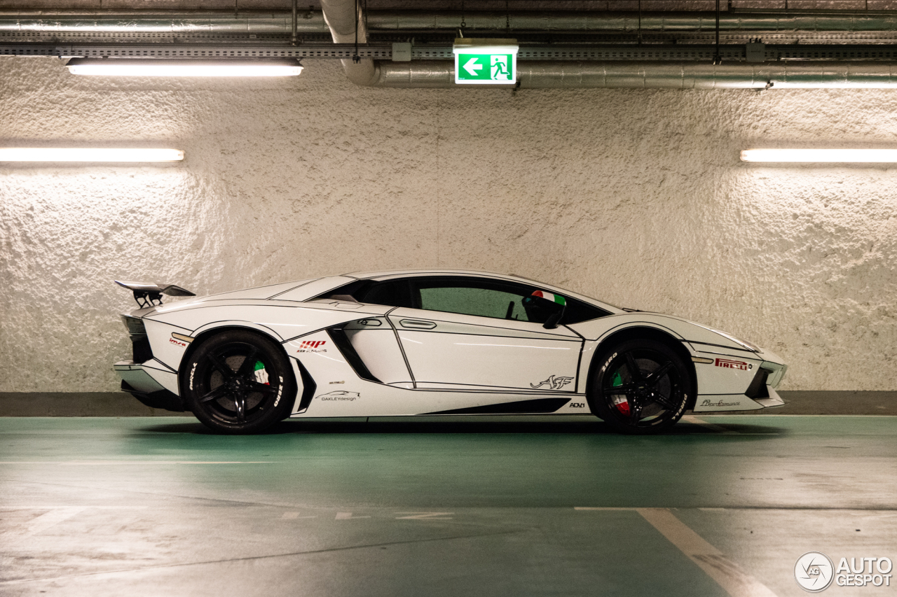 Lamborghini Aventador LP760-2 Oakley Design