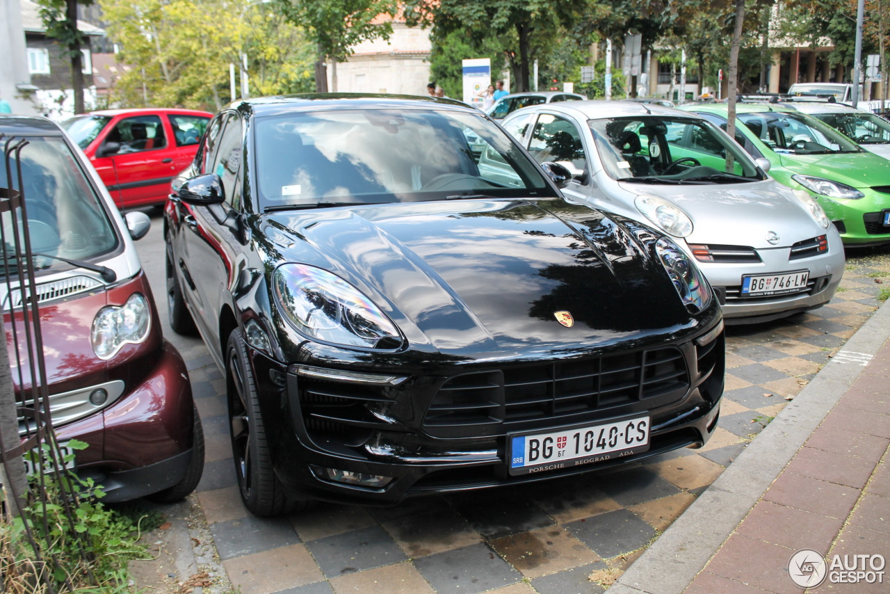 Porsche 95B Macan GTS