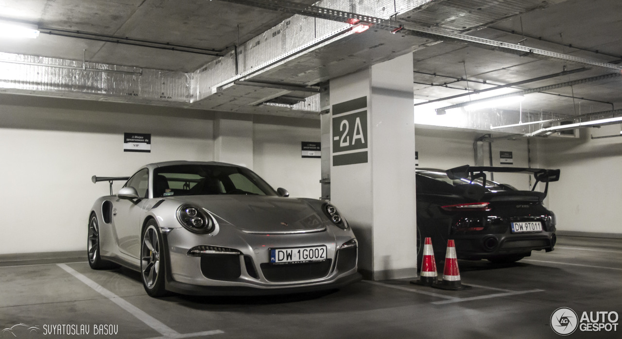 Porsche 991 GT2 RS Weissach Package