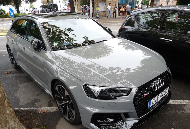 Audi RS4 Avant B9