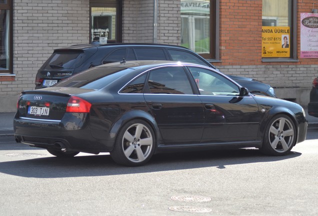 Audi RS6 Sedan C5