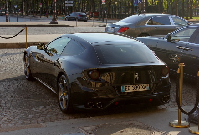 Ferrari FF