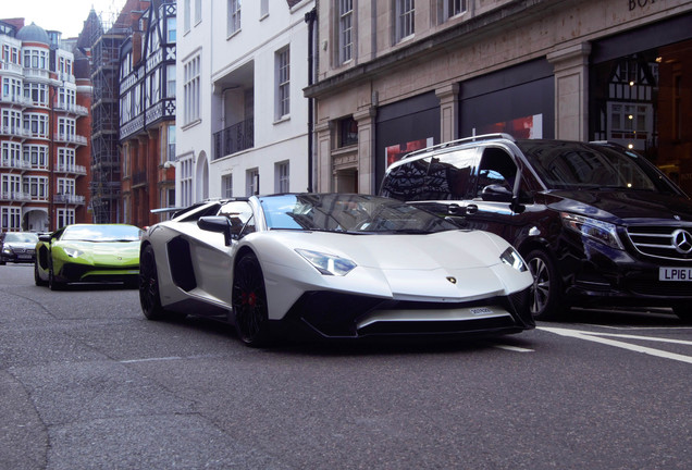 Lamborghini Aventador LP750-4 SuperVeloce Roadster