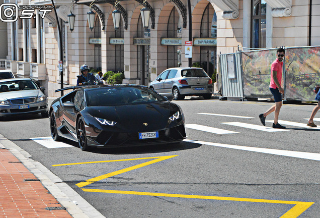 Lamborghini Huracán LP640-4 Performante