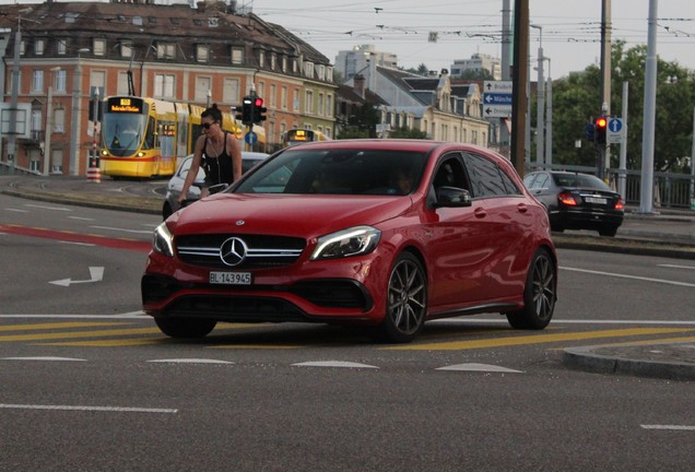 Mercedes-AMG A 45 W176 2015