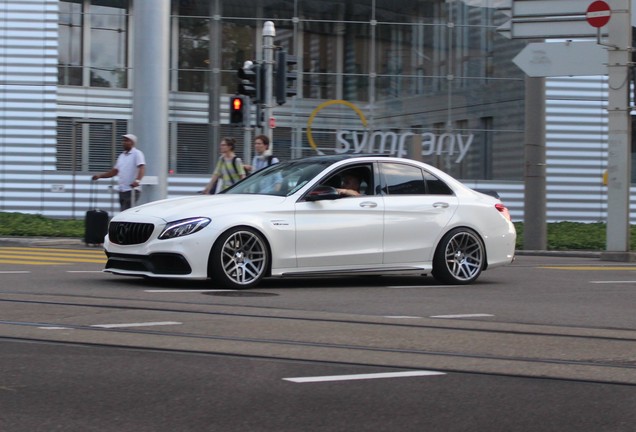 Mercedes-AMG C 63 S W205