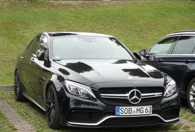 Mercedes-AMG C 63 S W205