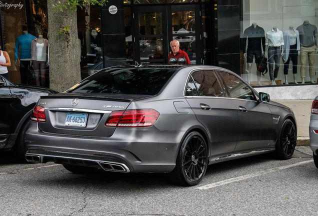 Mercedes-Benz E 63 AMG S W212