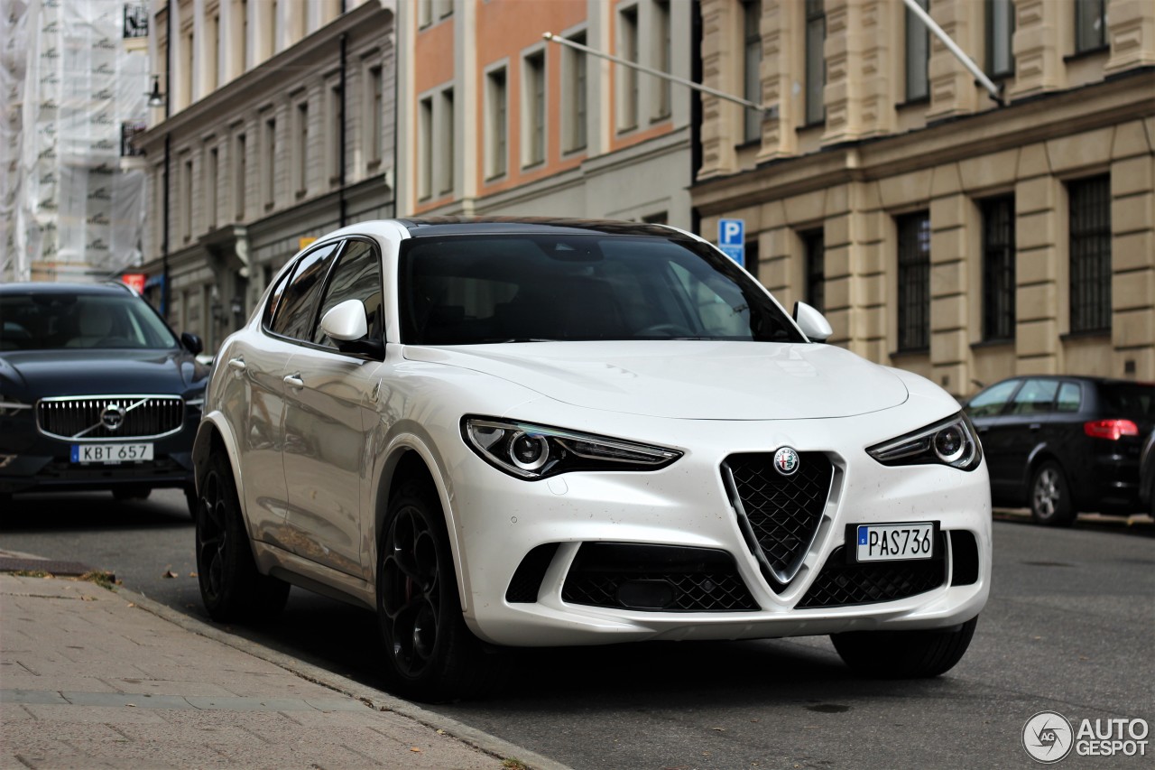 Alfa Romeo Stelvio Quadrifoglio