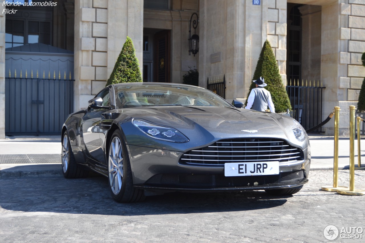 Aston Martin DB11