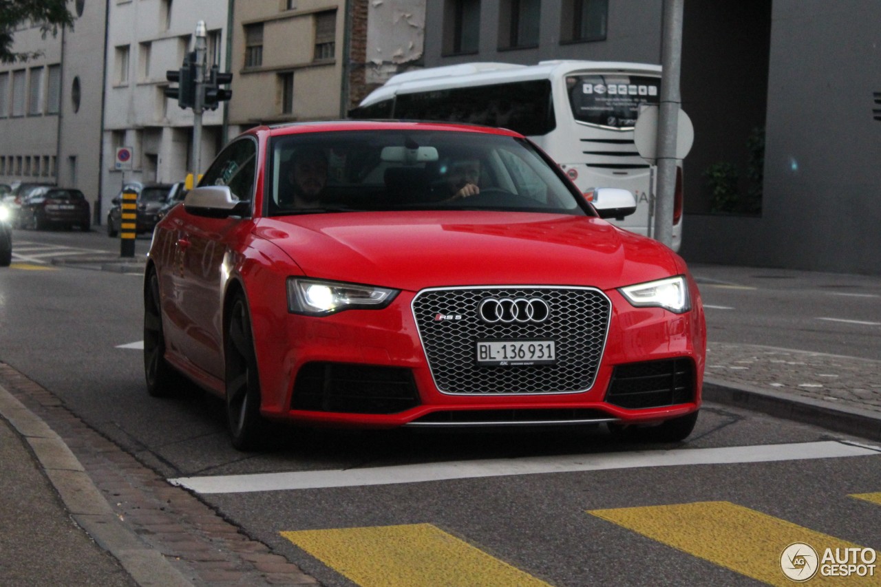 Audi RS5 B8 2012