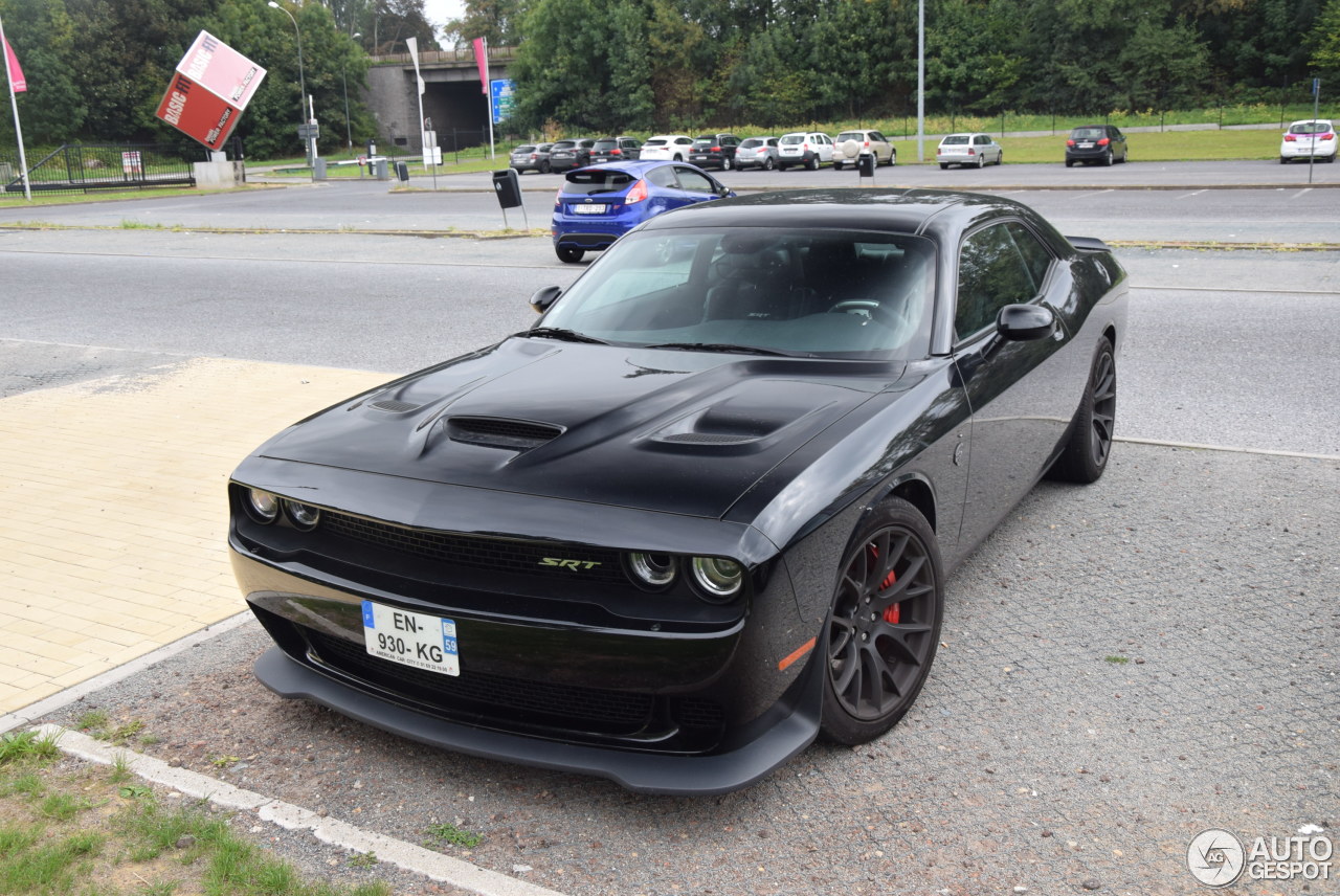 Dodge Challenger SRT Hellcat