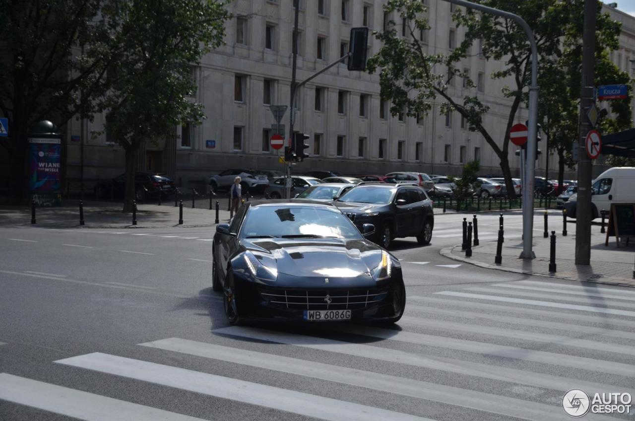 Ferrari FF