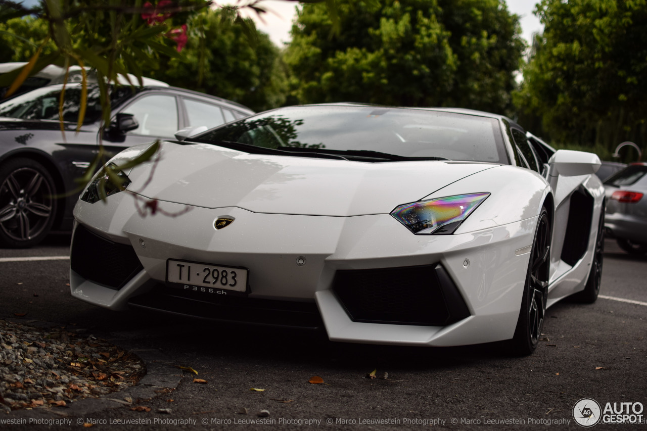 Lamborghini Aventador LP700-4 Roadster