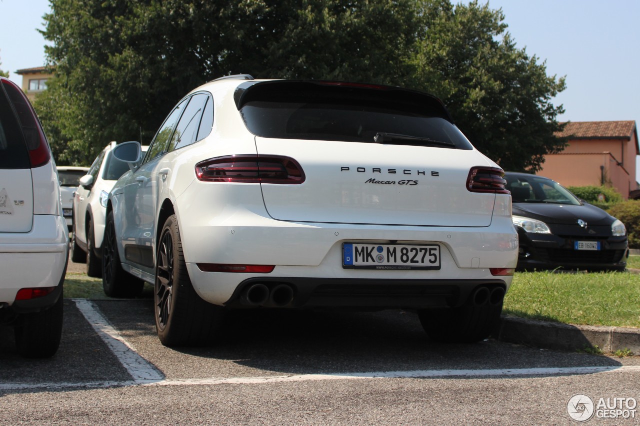 Porsche 95B Macan GTS