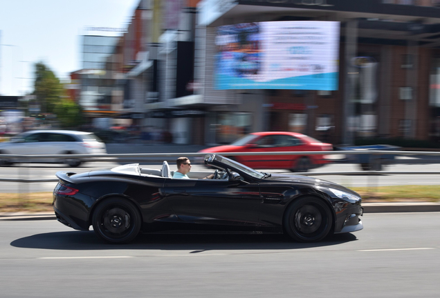 Aston Martin Vanquish Volante