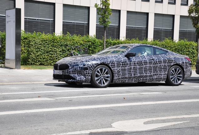 BMW 8 Series Coupé G15