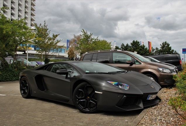 Lamborghini Aventador LP700-4