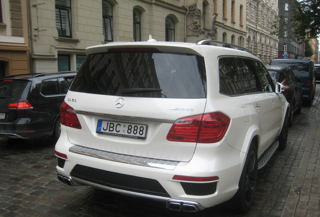 Mercedes-Benz GL 63 AMG X166