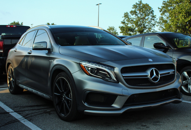 Mercedes-Benz GLA 45 AMG X156