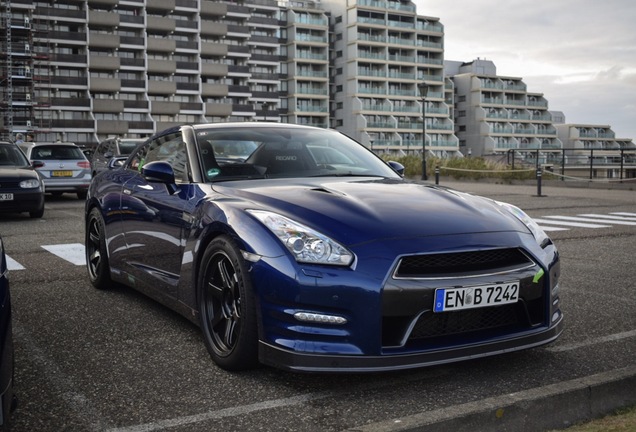 Nissan GT-R 2011