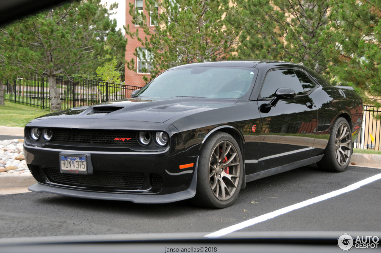 Dodge Challenger SRT Hellcat