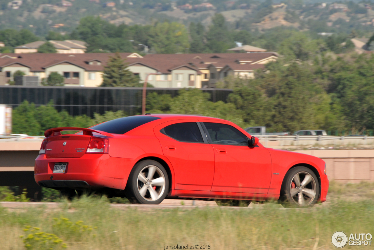 Dodge Charger SRT-8