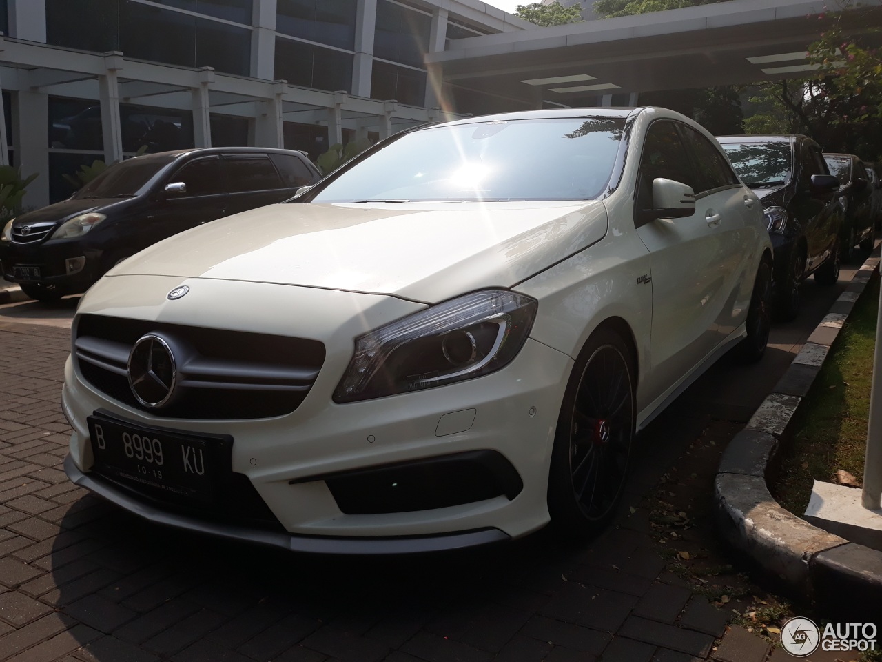 Mercedes-Benz A 45 AMG