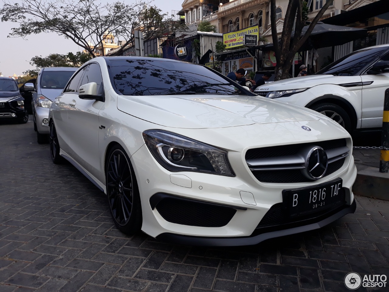 Mercedes-Benz CLA 45 AMG C117