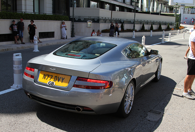 Aston Martin DB9