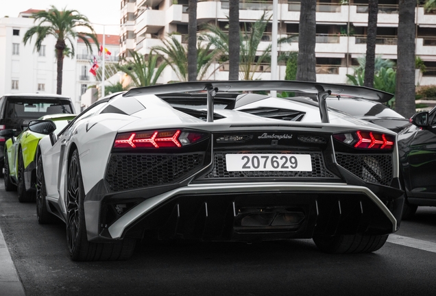 Lamborghini Aventador LP750-4 SuperVeloce Roadster