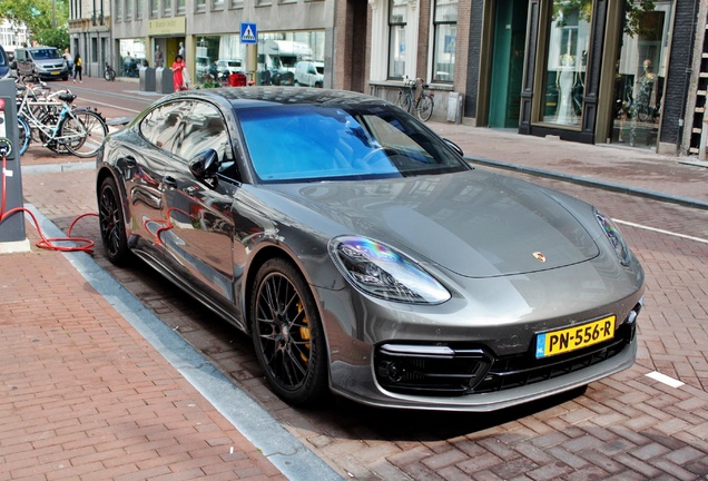 Porsche 971 Panamera Turbo S E-Hybrid